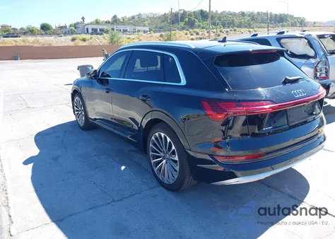 2019 Audi E-Tron Premium Plus из США, поврежденный, VIN WA1VABGE8KB016934